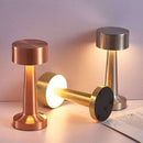 Luminária de Mesa Retrô Recarregável