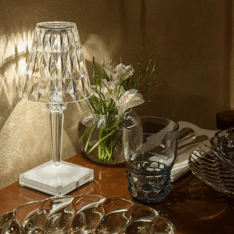 Luminária De Mesa 3 em 1 Estilo Diamante